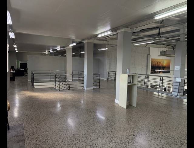 326M² OFFICE TO LET IN UMHLANGA RIDGE
